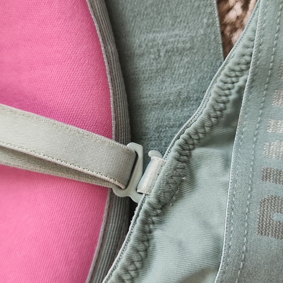 Bra - Picture 5 of 6